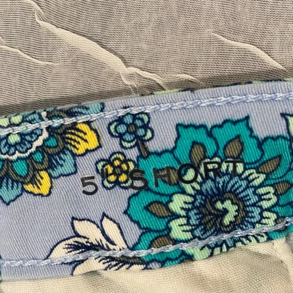 St. John's Bay Blue and Green Bermuda Women's Shorts Size 14 Soft - Picture 11 of 11